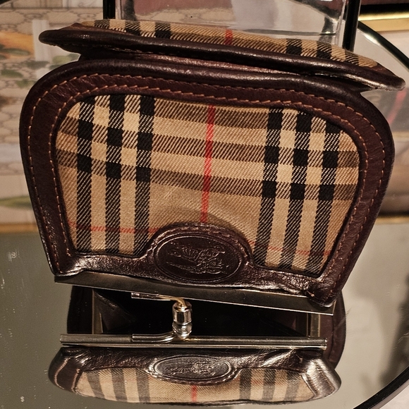 BURBERRY VINTAGE  KISSLOCK COIN POUCH - Picture 3 of 12